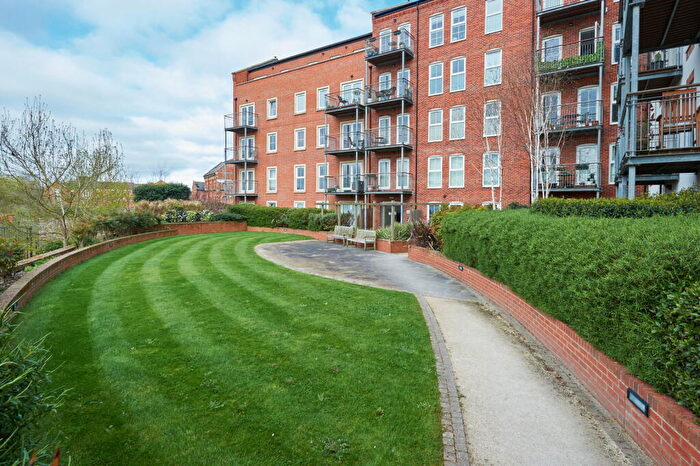 2 Bedroom Apartment For Sale In St. Marys Road, Market Harborough, LE16