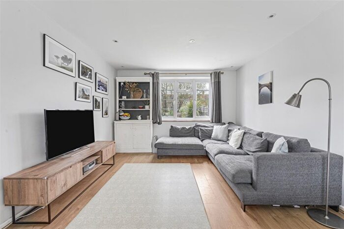 3 Bedroom Terraced House For Sale In Sydney Road, Raynes Park, SW20