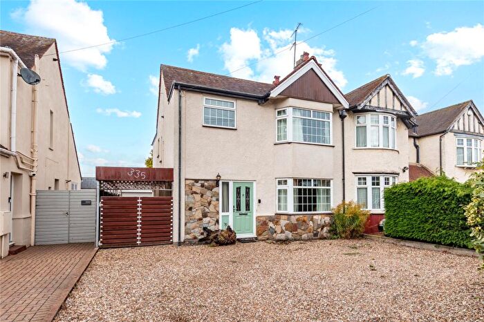 3 Bedroom Semi-Detached House For Sale In Baddow Road, Chelmsford, Essex, CM2