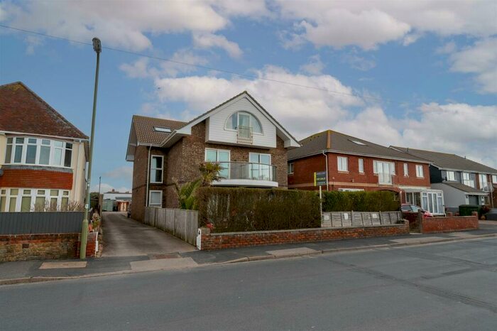 1 Bedroom House To Rent In Southwood Road, Hayling Island, PO11