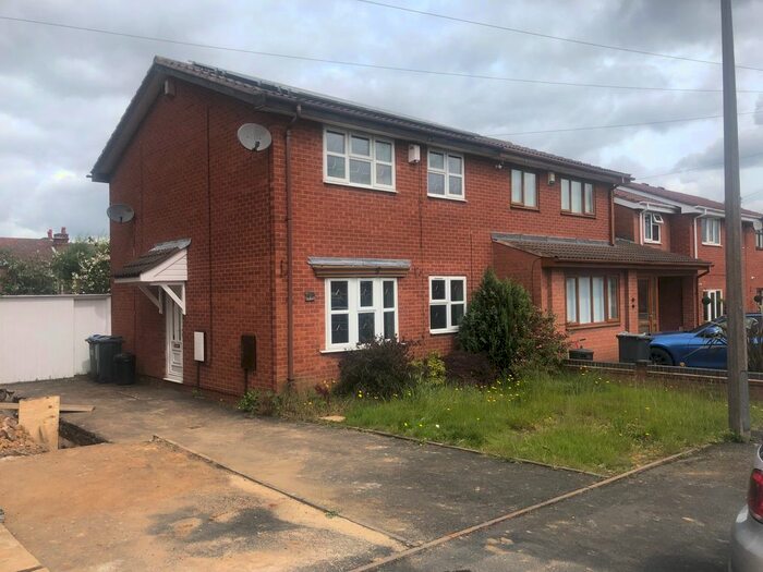 3 Bedroom Semi-Detached House To Rent In James Eaton Close, West Bromwich, B71