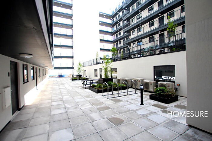 2 Bedroom Apartment To Rent In Baltic View, Brick Street, L1