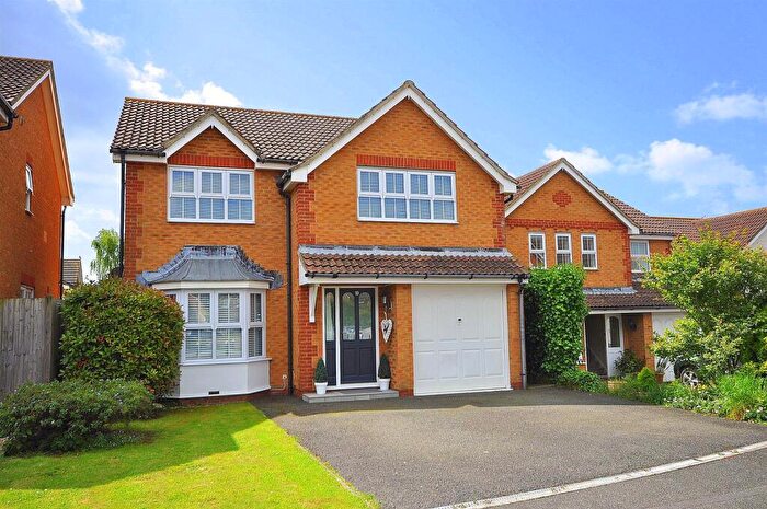 4 Bedroom Detached House For Sale In Darwell Drive, Stone Cross, Pevensey, BN24