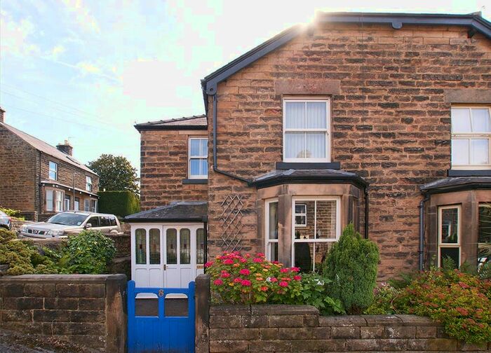 2 Bedroom Semi-Detached House To Rent In Wilmot Street, Matlock, DE4