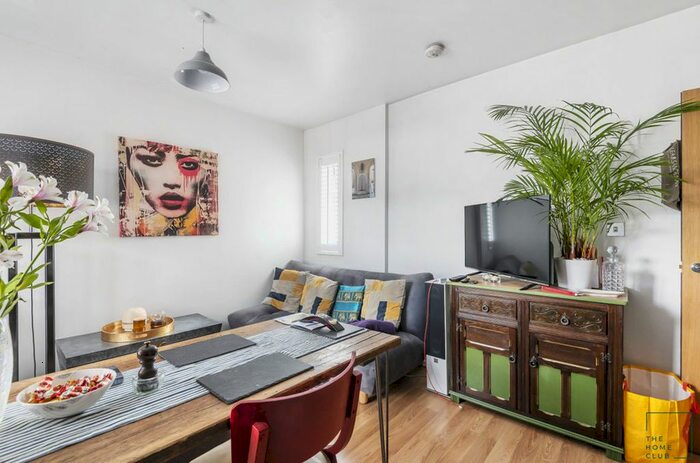 2 Bedroom Flat To Rent In Woodbridge Road, Guildford, GU1