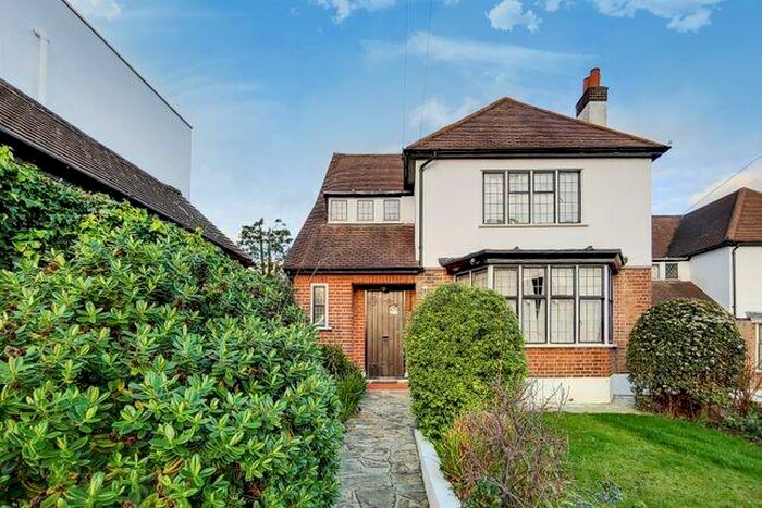 3 Bedroom Detached House To Rent In Horniman Drive, Forest Hill, SE23