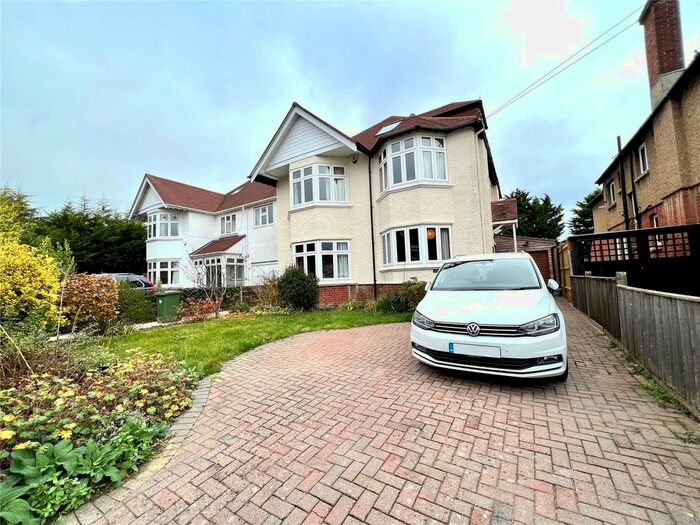 5 Bedroom Detached House To Rent In Thornbury Avenue, Southampton, Hampshire SO15