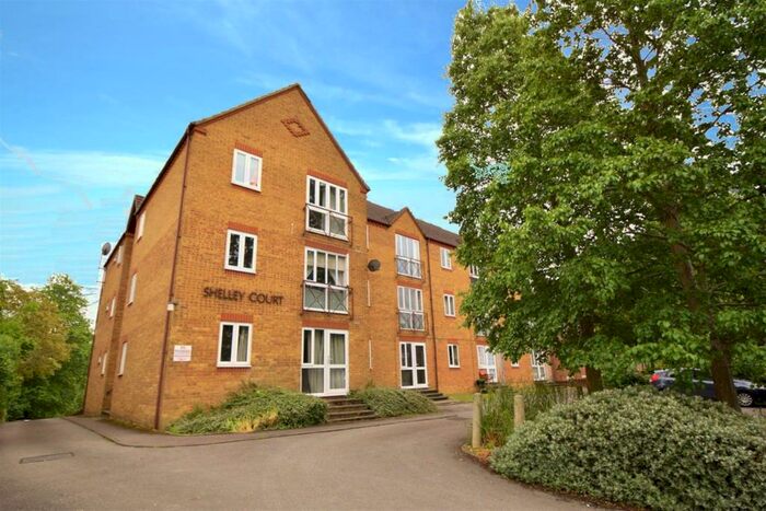 1 Bedroom Apartment To Rent In Shelley Court, Southampton, SO15