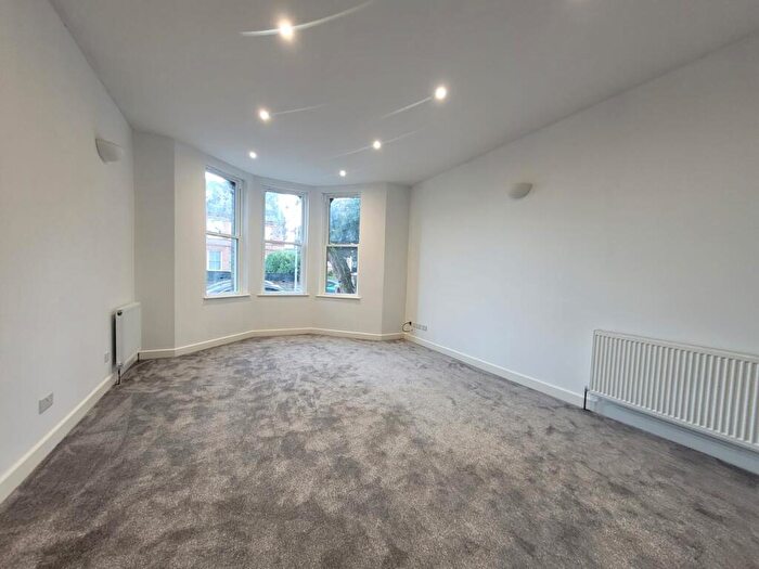 1 Bedroom Apartment To Rent In Belstead Road, Ipswich, IP2