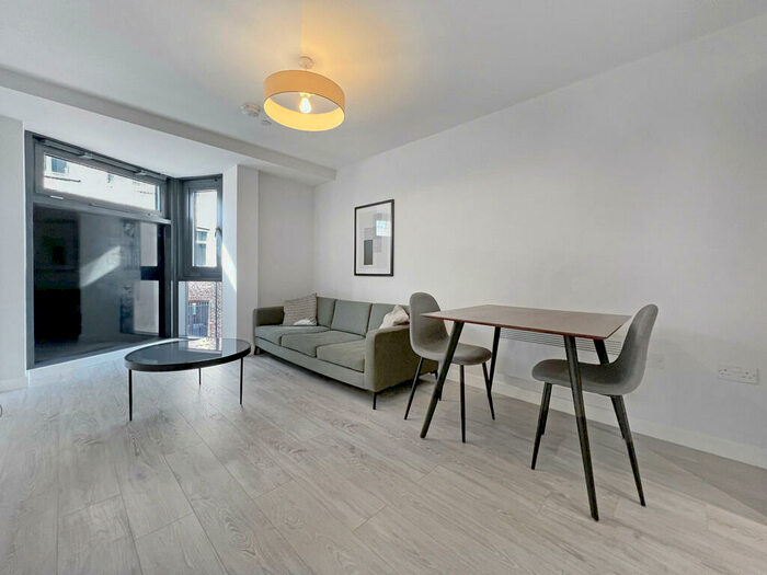 1 Bedroom Apartment To Rent In Block E, Victoria Riverside, Leeds City Centre, LS10