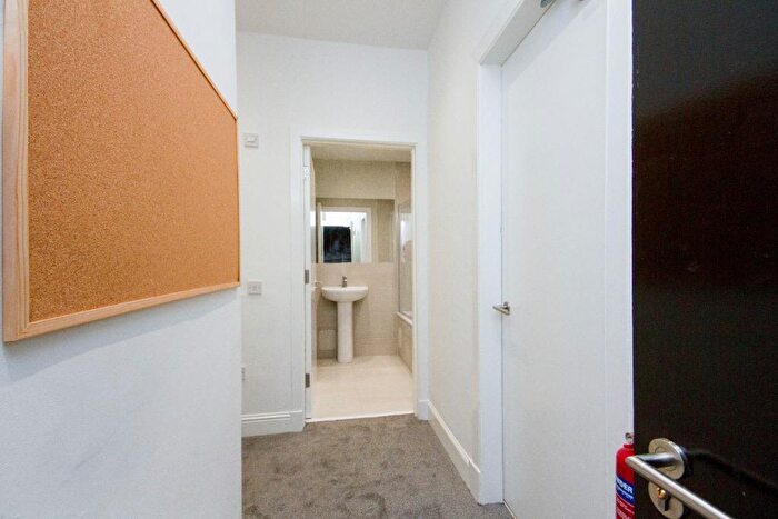 1 Bedroom Flat To Rent In Torness Street, Partick, Glasgow, G11