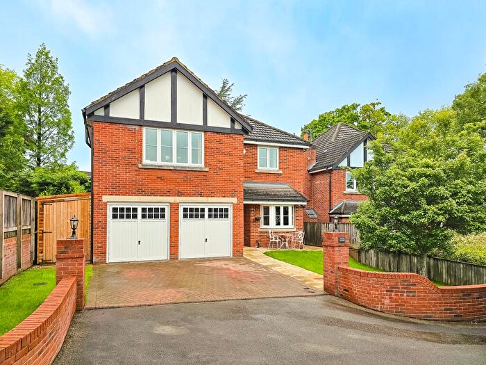 5 Bedroom Detached House To Rent In Leadhall Way, Harrogate, HG2