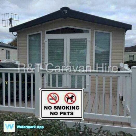 3 Bedroom Mobile/park Home For Sale In Morfa Bychan, Porthmadog, LL49