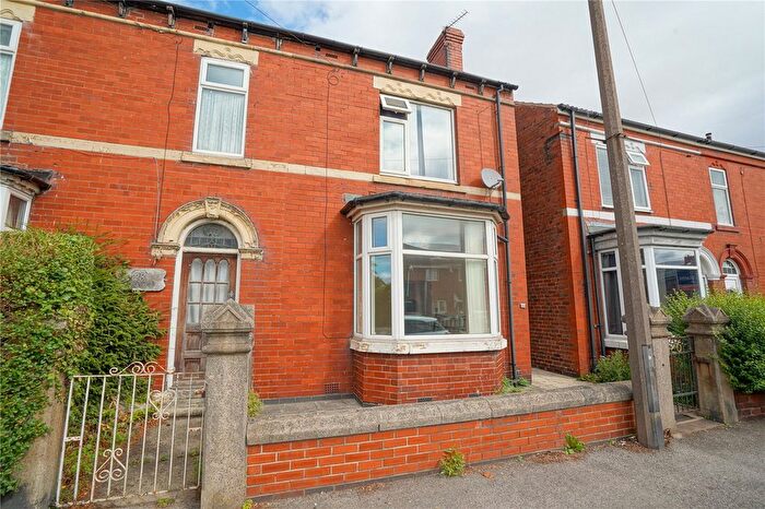 3 Bedroom Semi-Detached House For Sale In Lidgett Lane, Dinnington, Sheffield, South Yorkshire, S25