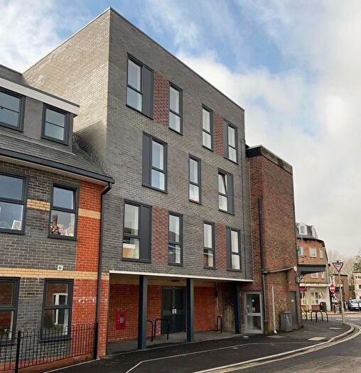 1 Bedroom Flat To Rent In Prince George Street, Havant, PO9