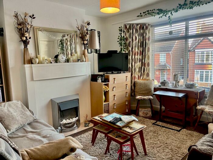 2 Bedroom Flat To Rent In Dorothy Avenue, Skegness, PE25