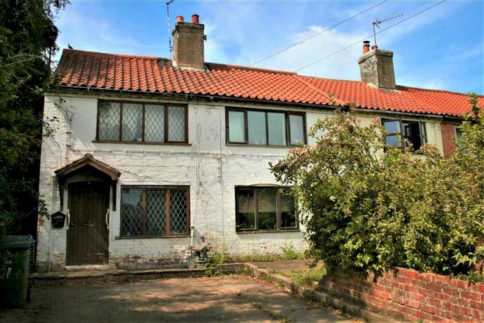 House For Sale In The Row, NG22