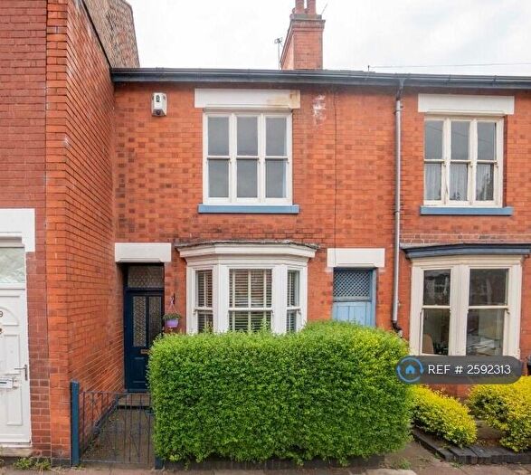 3 Bedroom Terraced House To Rent In Lorne Road, Leicester, LE2