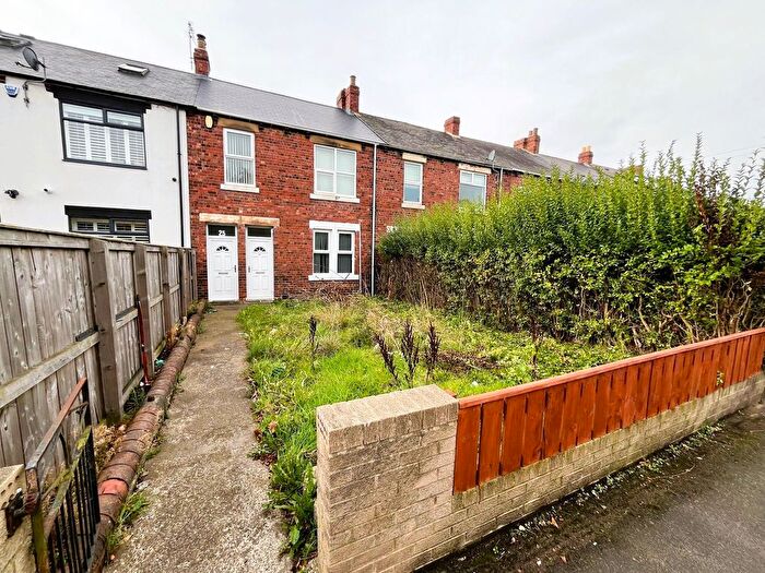 2 Bedroom Property To Rent In George Street, Birtley, Chester Le Street, DH3