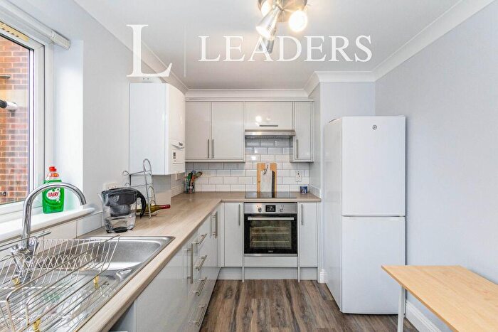 2 Bedroom Apartment To Rent In Woodfield House, PO2