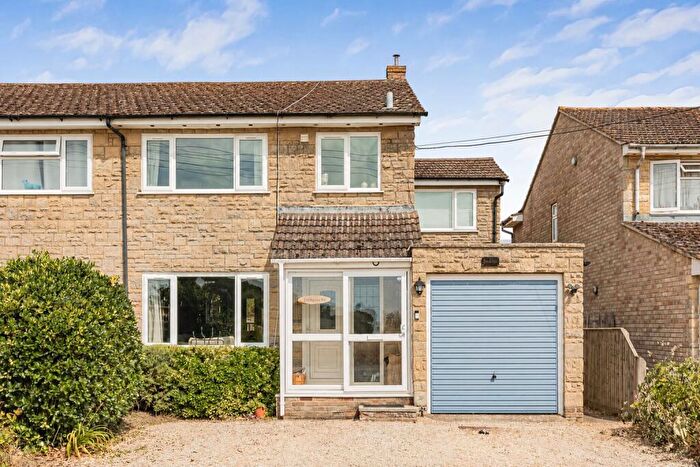 4 Bedroom Semi-Detached House For Sale In Hinton Waldrist, Faringdon, Oxfordshire, SN7