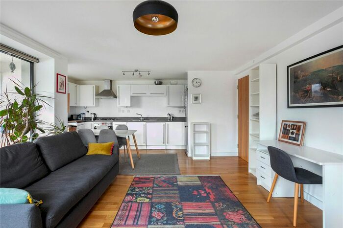 2 Bedroom Property To Rent In Lyme Grove, Hackney, London, E9