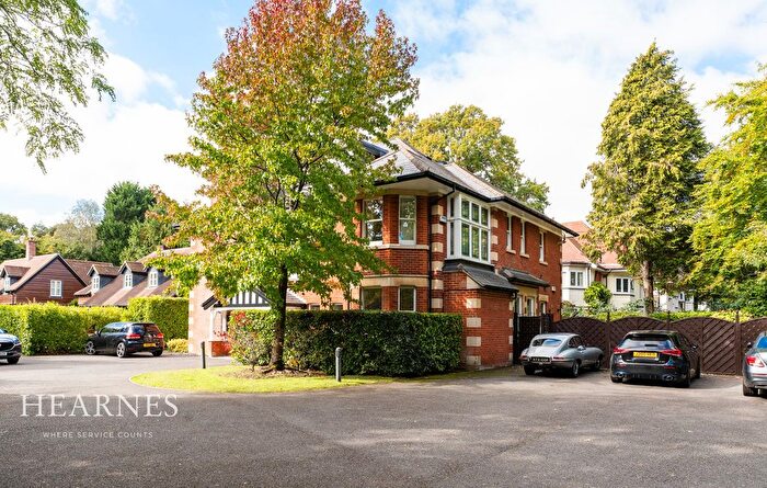 2 Bedroom Flat For Sale In Talbot Avenue, Talbot Woods, Bournemouth, BH3