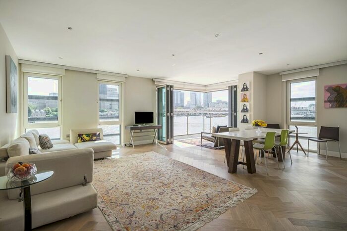 2 Bedroom Flat To Rent In High Timber Street, London, EC4V