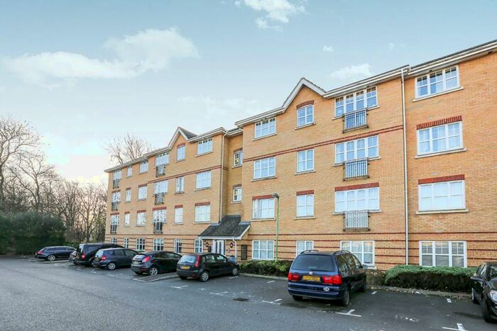 2 Bedroom Flat To Rent In Aylward Drive, Stevenage, Hertfordshire, SG2