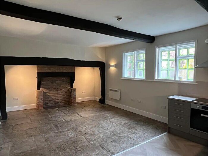 1 Bedroom Flat To Rent In Castlegate, Newark, Nottinghamshire., NG24