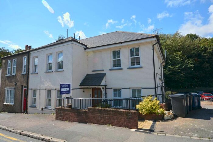 1 Bedroom Flat To Rent In Station Road, Amersham, HP7