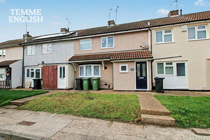 2 Bedroom Terraced House For Sale In Quilters Straight, Basildon, SS14