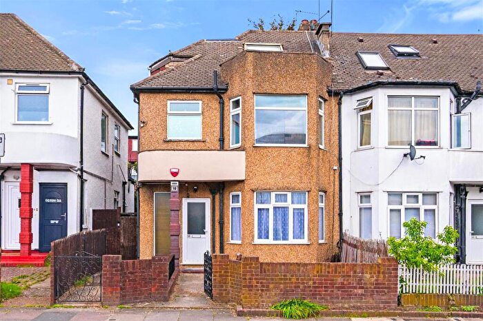 2 Bedroom Maisonette For Sale In Brendon Avenue, London, NW10