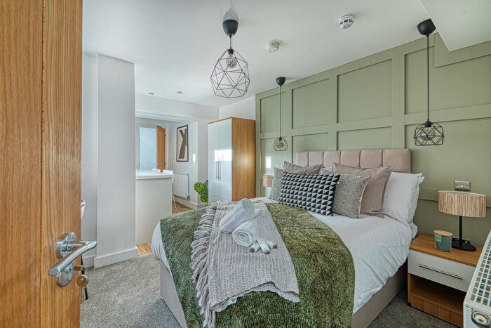 Studio To Rent In Room, Bennett Street, NG10