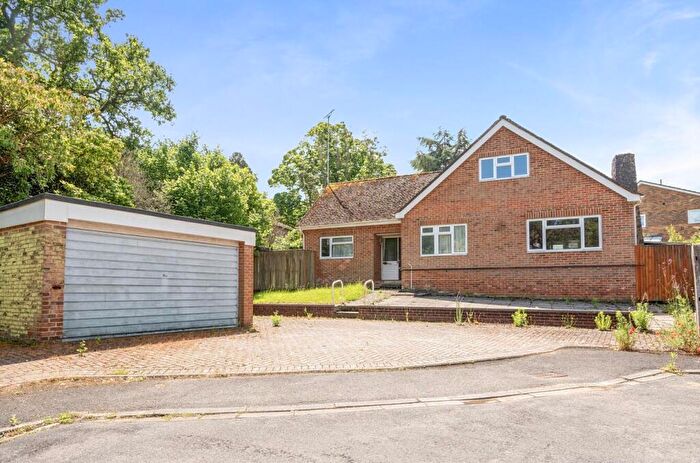 4 Bedroom Detached House For Sale In Westwood Gardens, Chandler's Ford, SO53