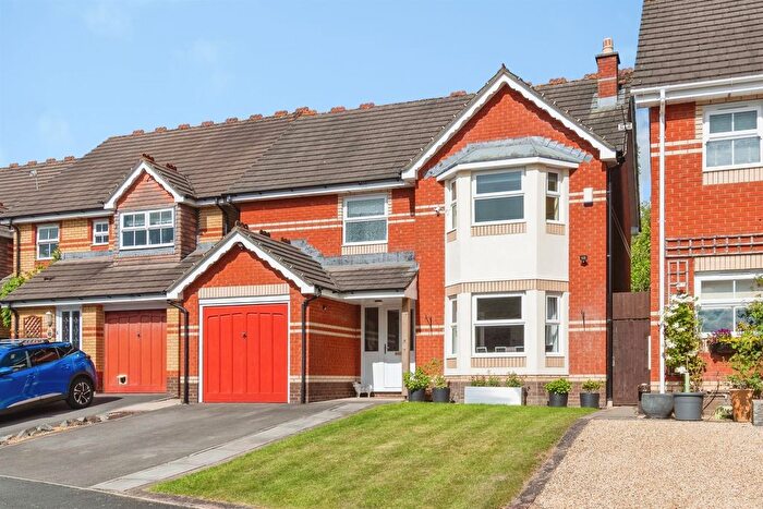 4 Bedroom Detached House For Sale In Sheepscroft, Chippenham, SN14
