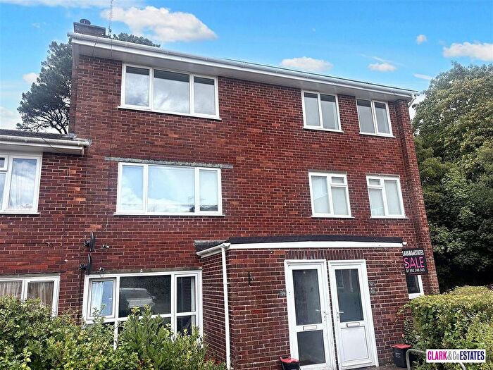 2 Bedroom Flat For Sale In Altamira, Topsham, EX3