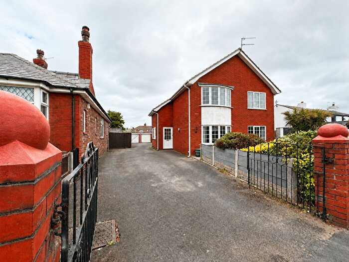 3 Bedroom Flat For Sale In Shellfield Road, Southport, PR9