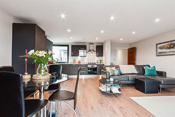 2 Bedroom Flat To Rent In Vulcan House, Tooting High Street, SW17