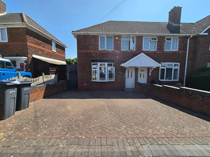 2 Bedroom House To Rent In Sundridge Road, Birmingham, B44