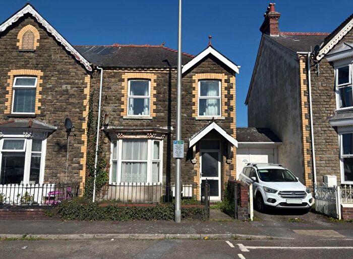 4 Bedroom Terraced House For Sale In Coleshill Terrace, Llanelli, Dyfed, SA15