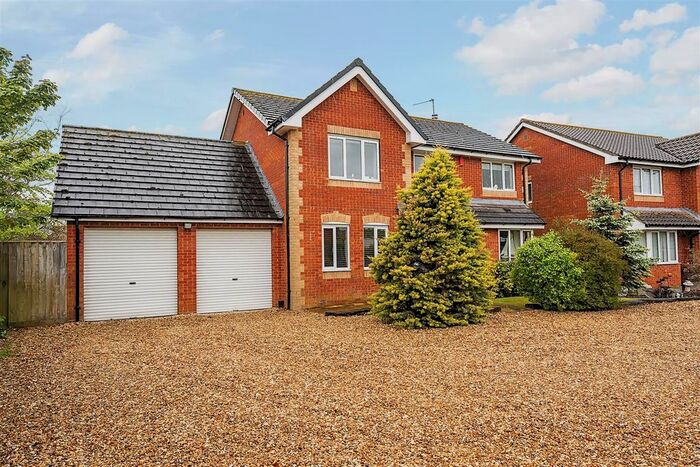4 Bedroom Detached House For Sale In The Glebe, All Cannings, Devizes, SN10