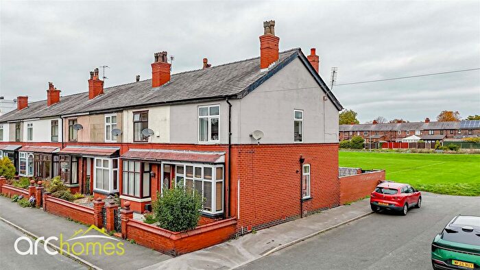 3 Bedroom End Of Terrace House For Sale In Edale Road, Leigh, WN7