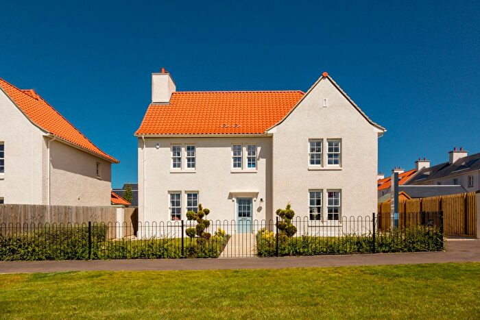 4 Bedroom Detached House For Sale In Moray Place, Chapelton, AB39