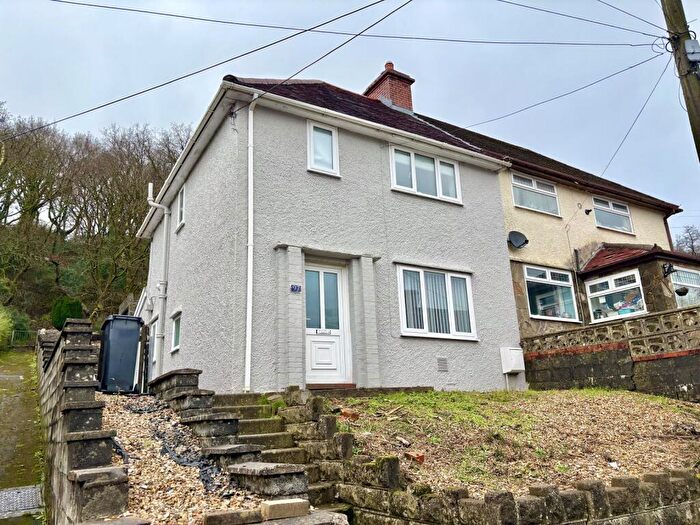 3 Bedroom Semi-Detached House For Sale In Tanydarren, Cilmaengwyn, Pontardawe, Swansea., SA8