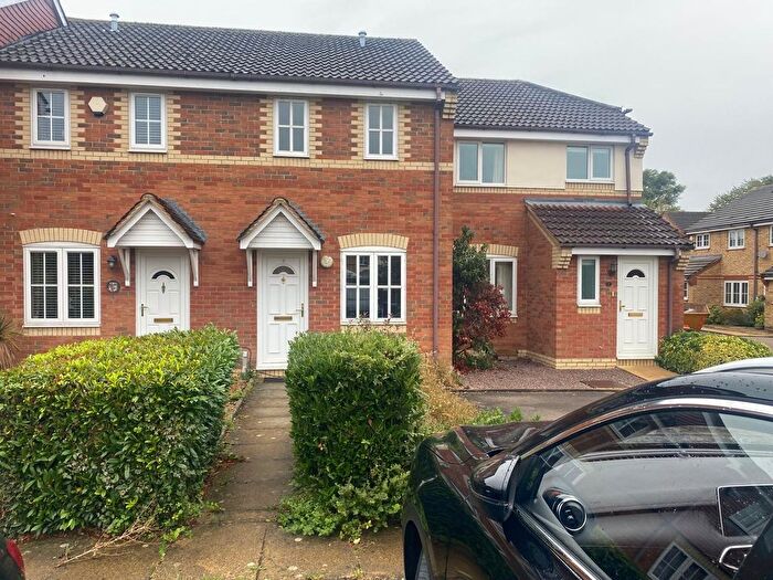 2 Bedroom Terraced House To Rent In Harris Court, Barton-Le-Clay, MK45