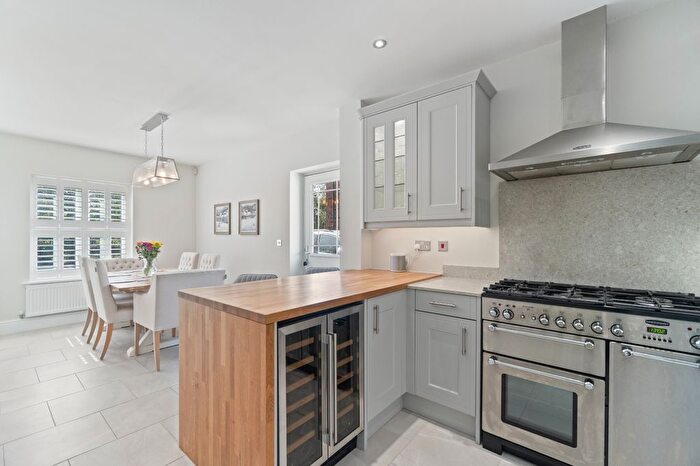 4 Bedroom Detached House For Sale In Wenlock Rise, Bridgnorth, WV16