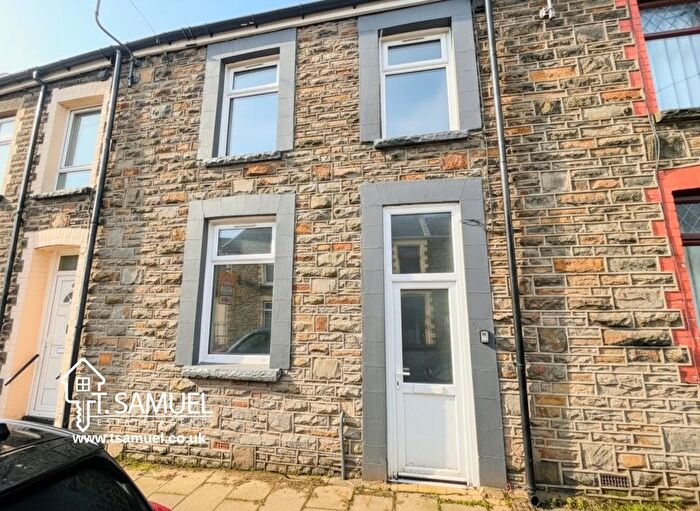 3 Bedroom Terraced House For Sale In Church Street, Penrhiwceiber, CF45