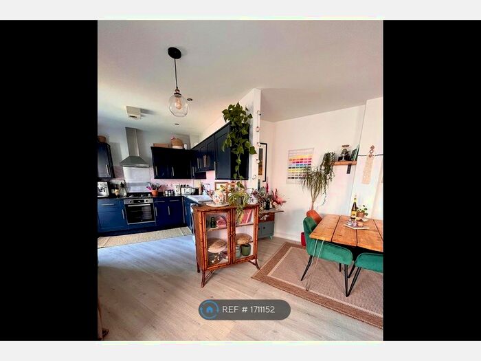 2 Bedroom Flat To Rent In Ingres Apartments, London, SE23