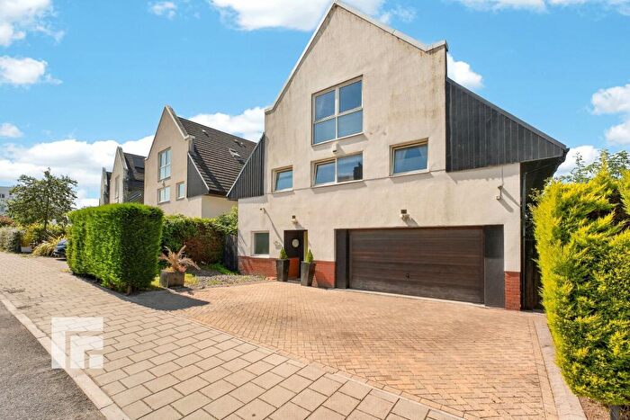5 Bedroom Detached House For Sale In Paget Road, Penarth, CF64